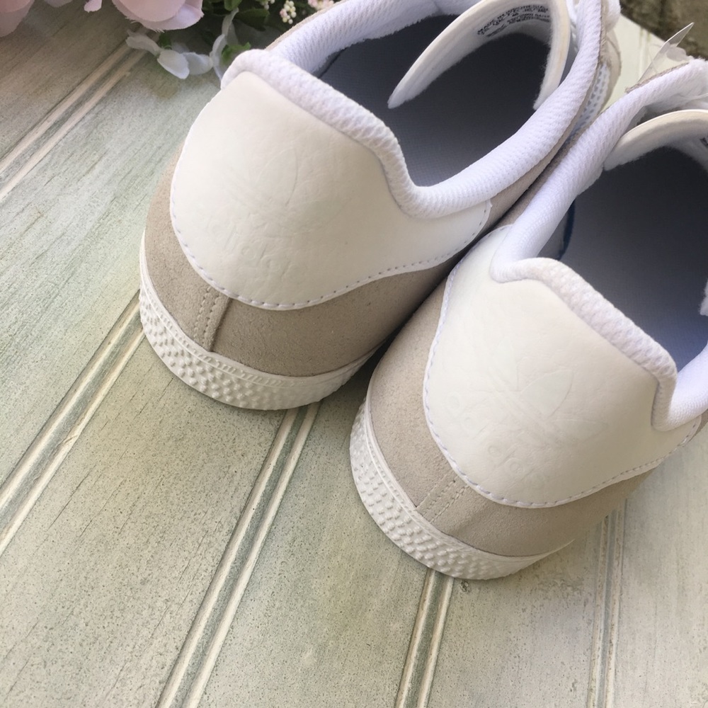 Adidas Gazelle Low Top Sneakers Cream - Picture 7 of 7